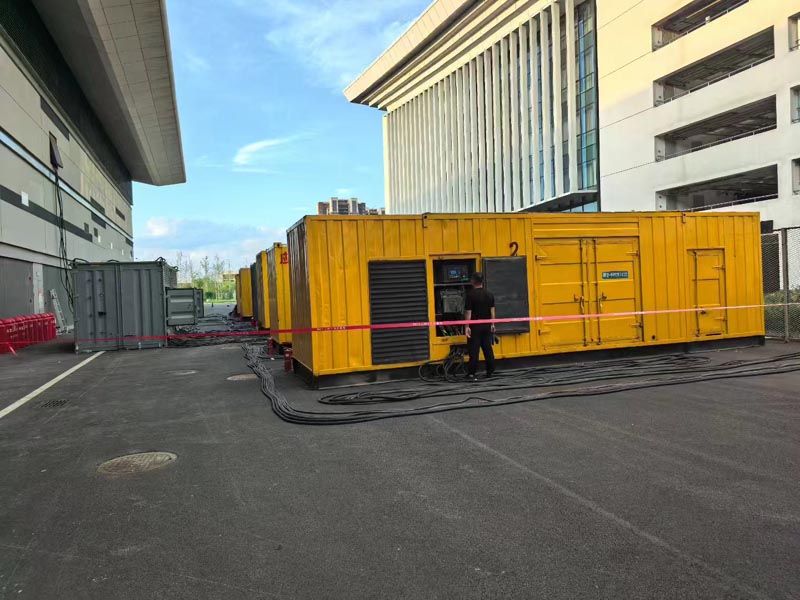 苏尼特左柴油发电机冬季保养注意事项?