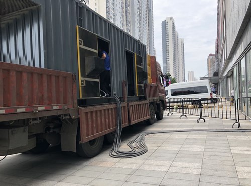 苏尼特左冷却液不足的情况下如何检查柴油发电机组？